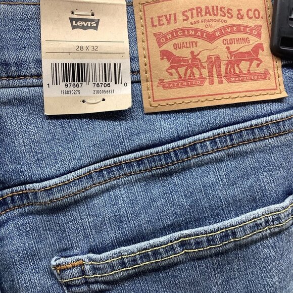 Levi’s Premium Size 28X32 -724 High Rise Slim Straight Womens BlueJeans. New - Picture 5 of 9